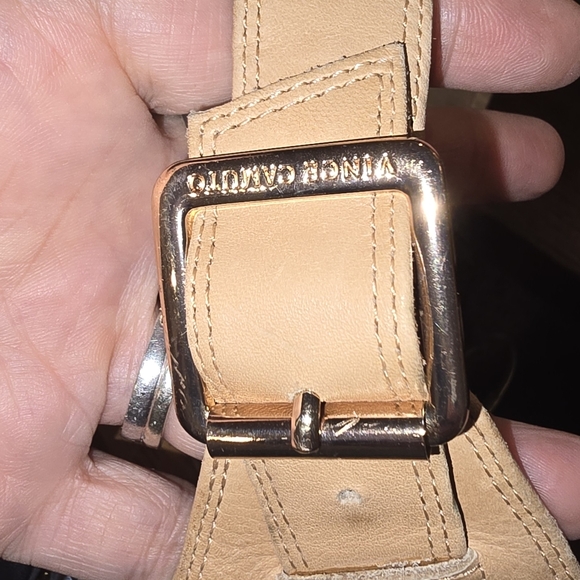 Vince Camuto, wide leather heeled shoes, with studs.  size 7. beige color - Picture 7 of 7